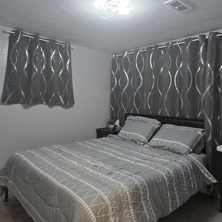 Falstaff Home Toronto Luaran gambar