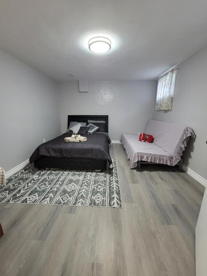 Falstaff Home Toronto Luaran gambar