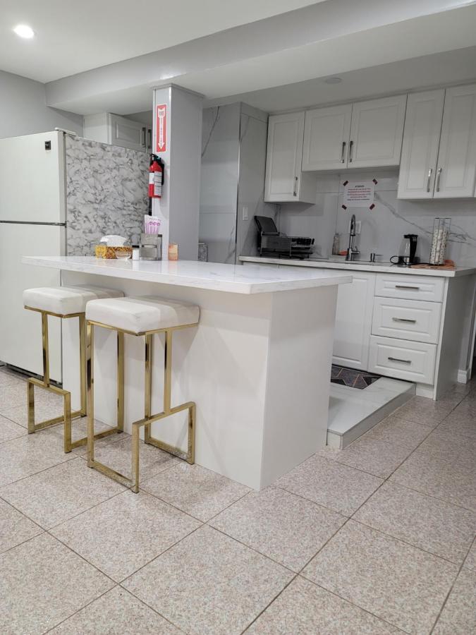 Falstaff Home Toronto Luaran gambar