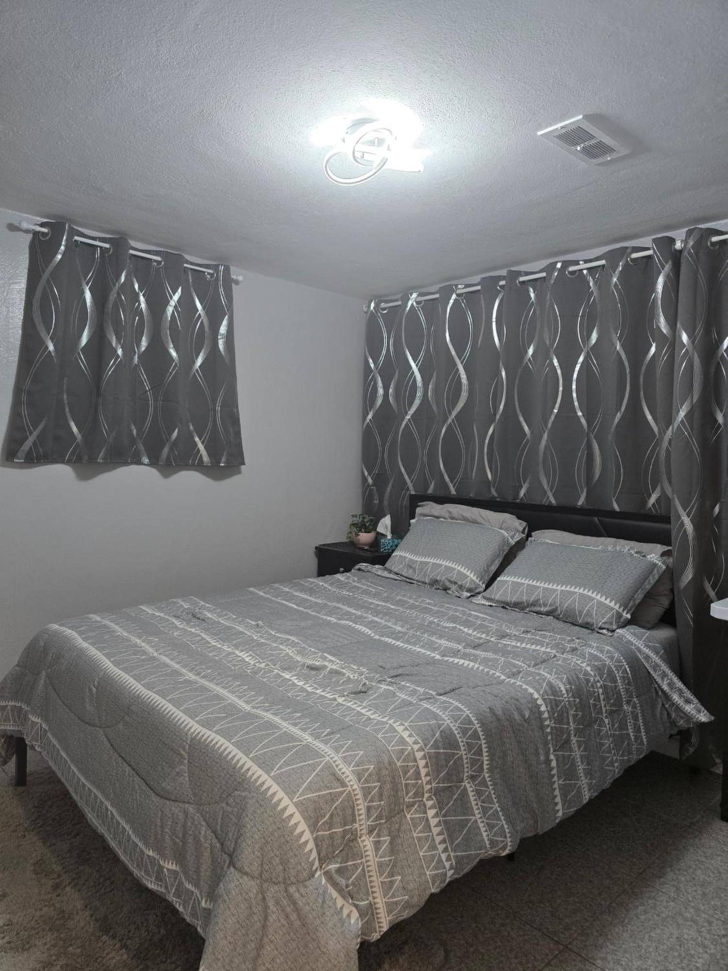 Falstaff Home Toronto Luaran gambar